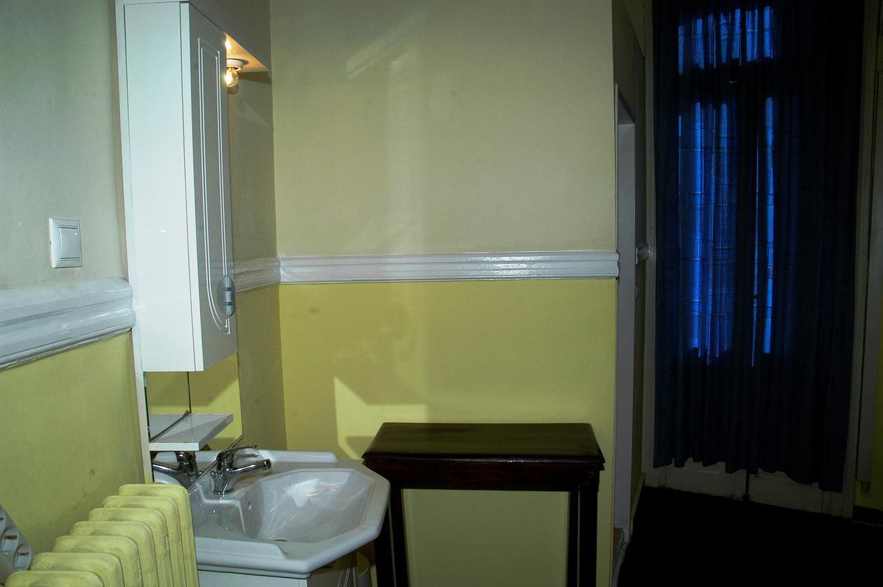 Lozanni Hostel Athene Buitenkant foto