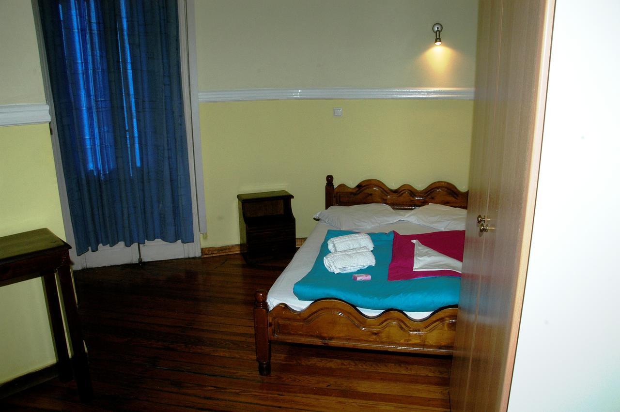 Lozanni Hostel Athene Buitenkant foto