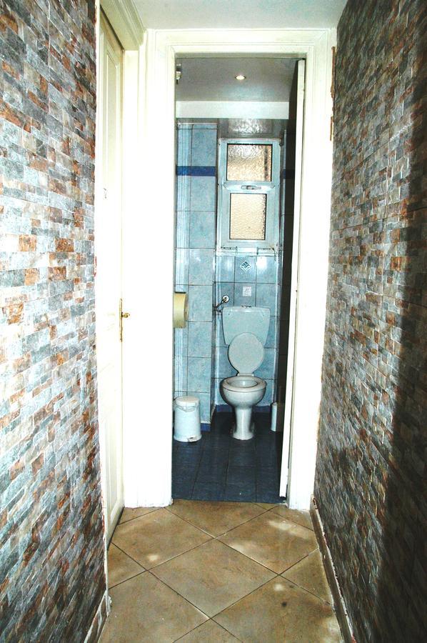 Lozanni Hostel Athene Buitenkant foto